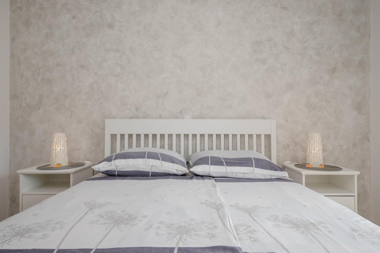 Apartmani Marica Beg Palit エクステリア 写真