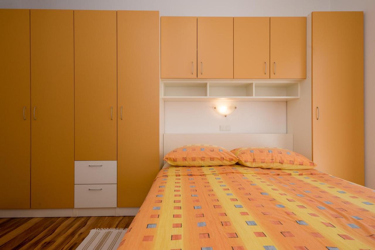 Apartmani Marica Beg Palit エクステリア 写真