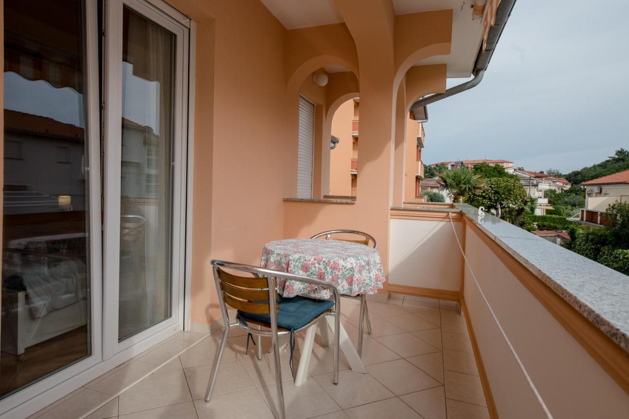 Apartmani Marica Beg Palit エクステリア 写真