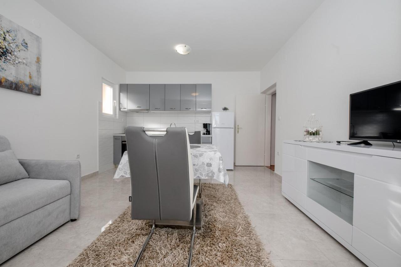 Apartmani Marica Beg Palit エクステリア 写真