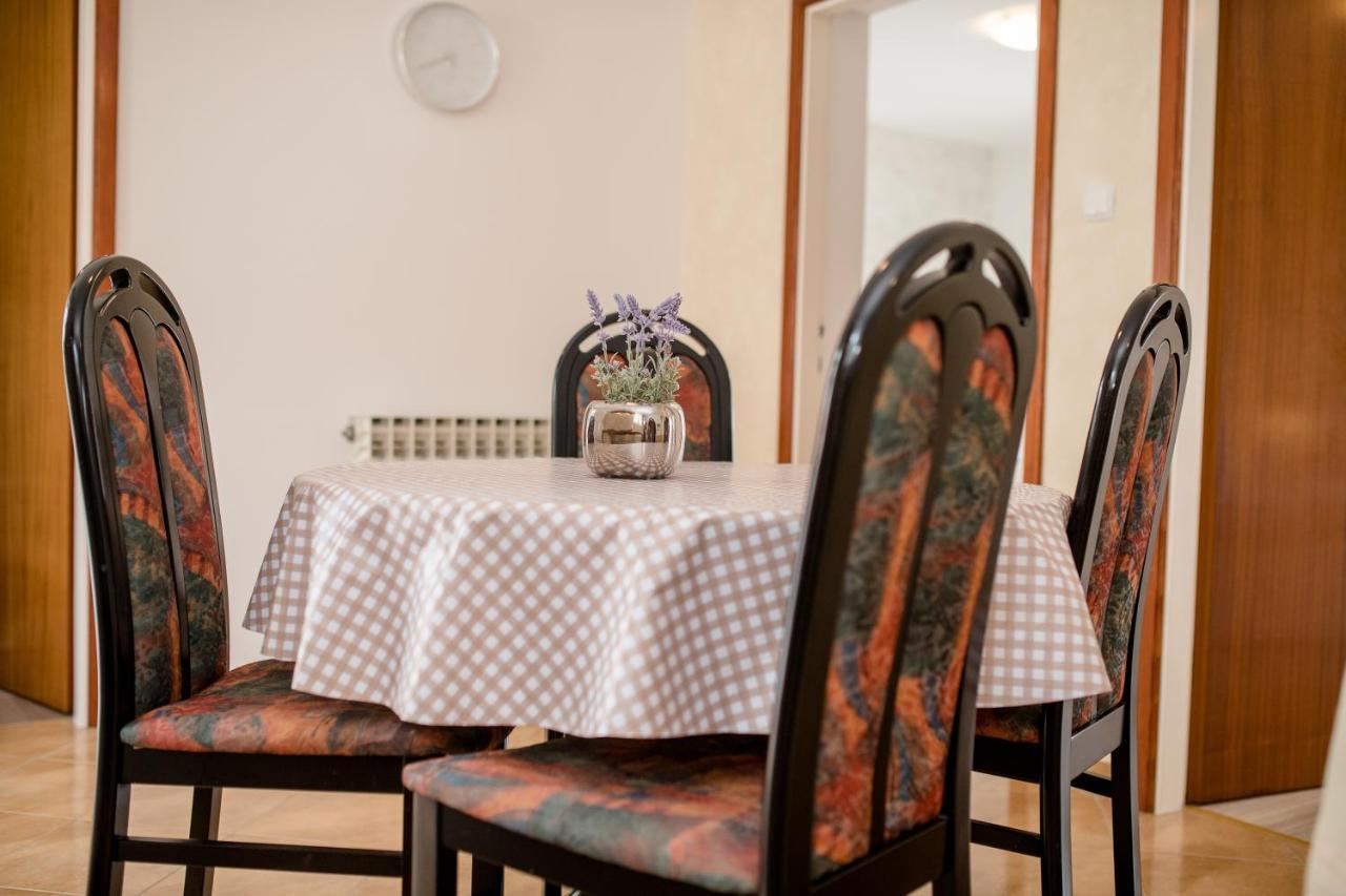 Apartmani Marica Beg Palit エクステリア 写真